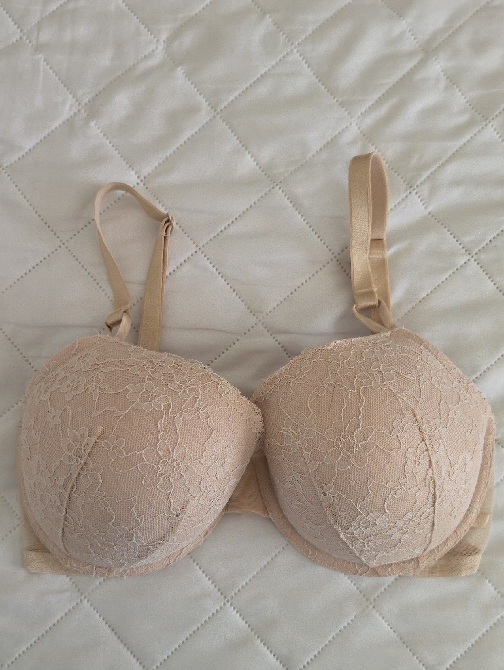 Victoria's Secret Lined Demi Nude Lace Bra - Size 34 DDD